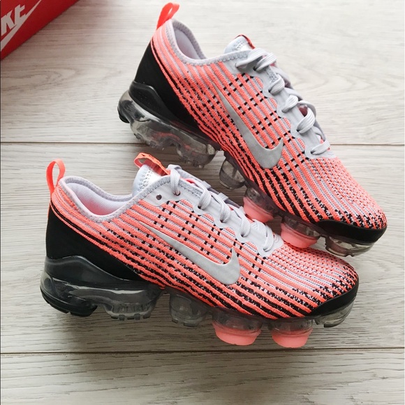 Nike vapormax sneaker - Picture 2 of 6